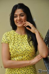 Sakshi Chowdary Interview About James Bond Movie